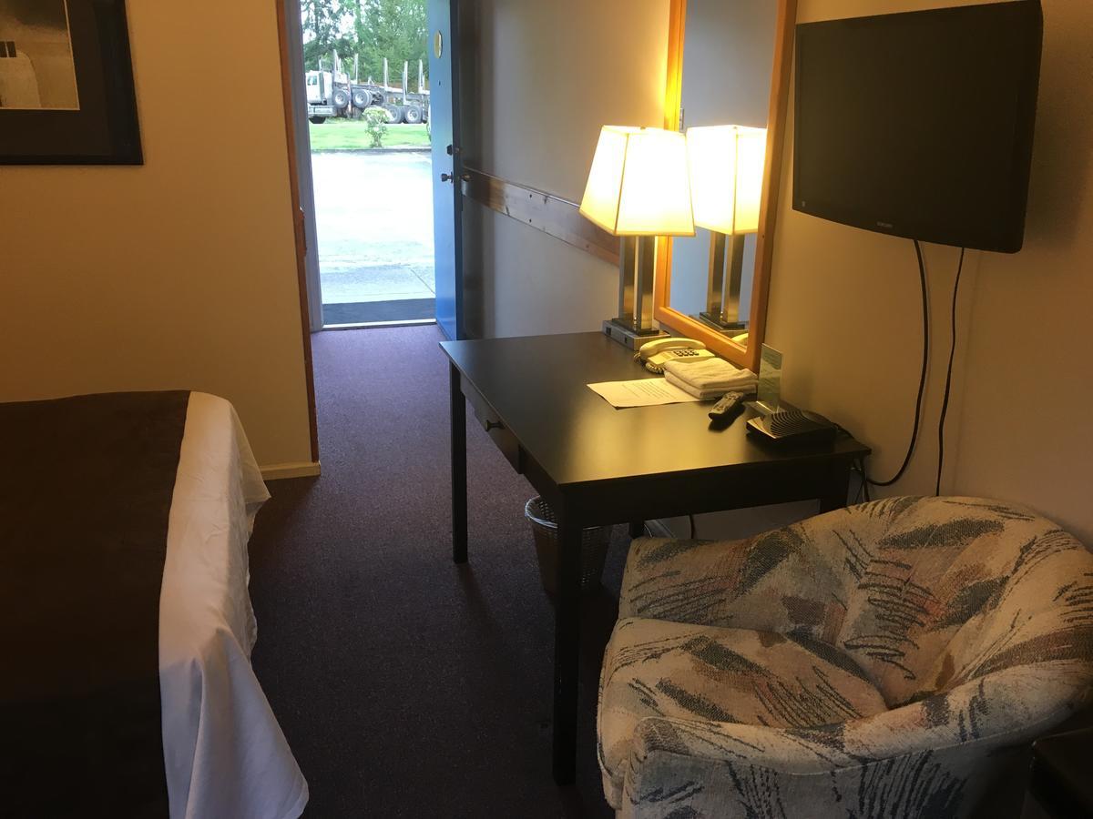Fuller Lake Chemainus Motel Luaran gambar