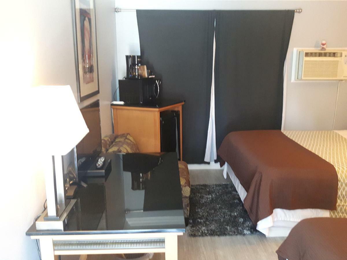 Fuller Lake Chemainus Motel Luaran gambar